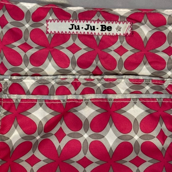 Ju Ju Be Pink Gray Silver Pinwheels large lightweight bag - Picture 5 of 7